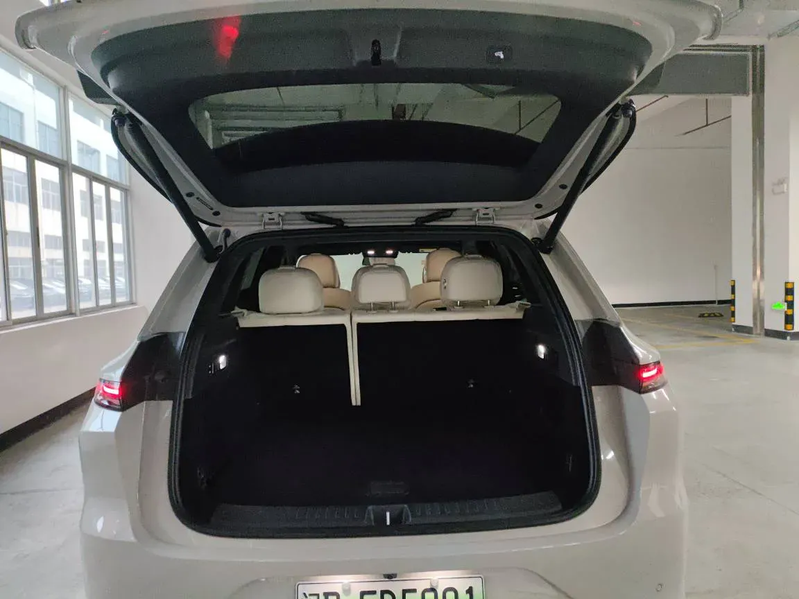 2024 Li L6 Range Extended 154HP L4 REEV 36.8KWH,autocango,china used car exporter,china ev exporter,chinese used car exporter,chinese used ev exporter