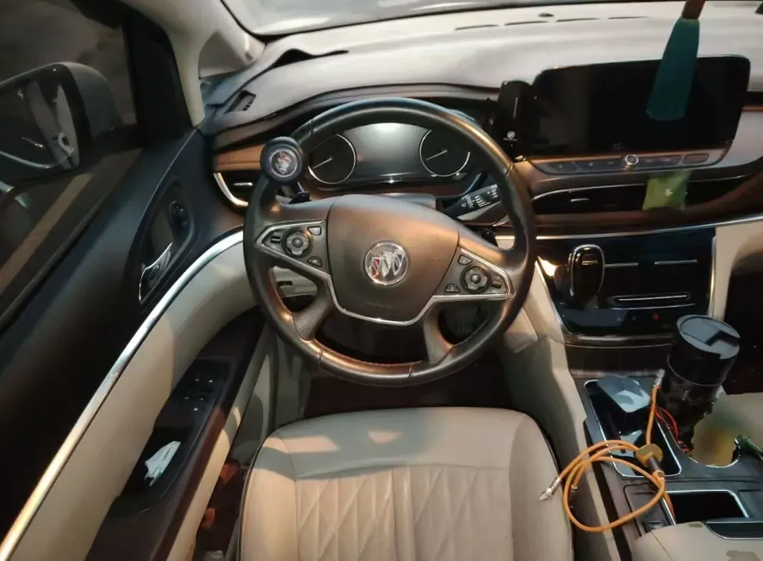 2022 Buick GL8 2.0T 237HP L4 9AT,autocango,china used car exporter,china ev exporter,chinese used car exporter,chinese used ev exporter