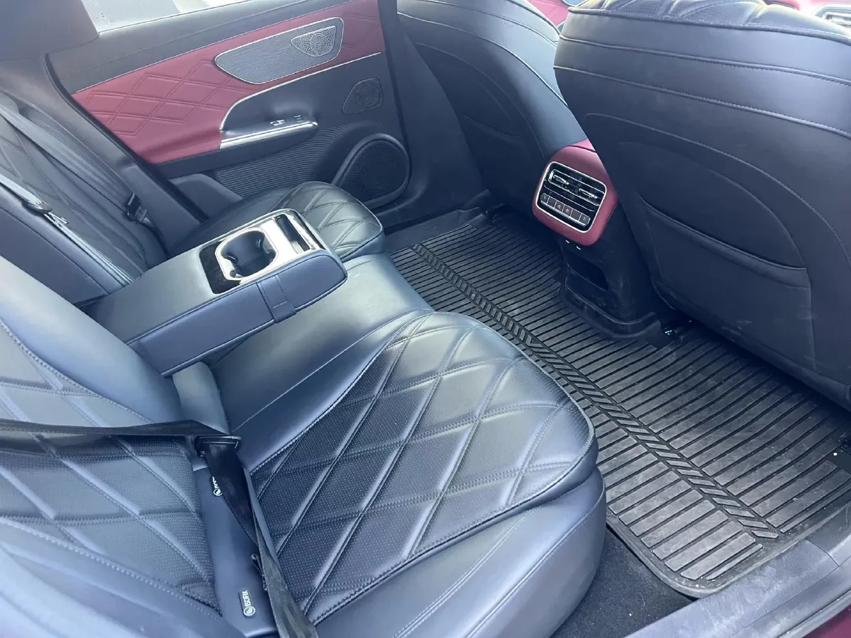 2025 Fulwin FulwinA9L 1.5T 156HP L4 1DHT PHEV,autocango,china used car exporter,china ev exporter,chinese used car exporter,chinese used ev exporter