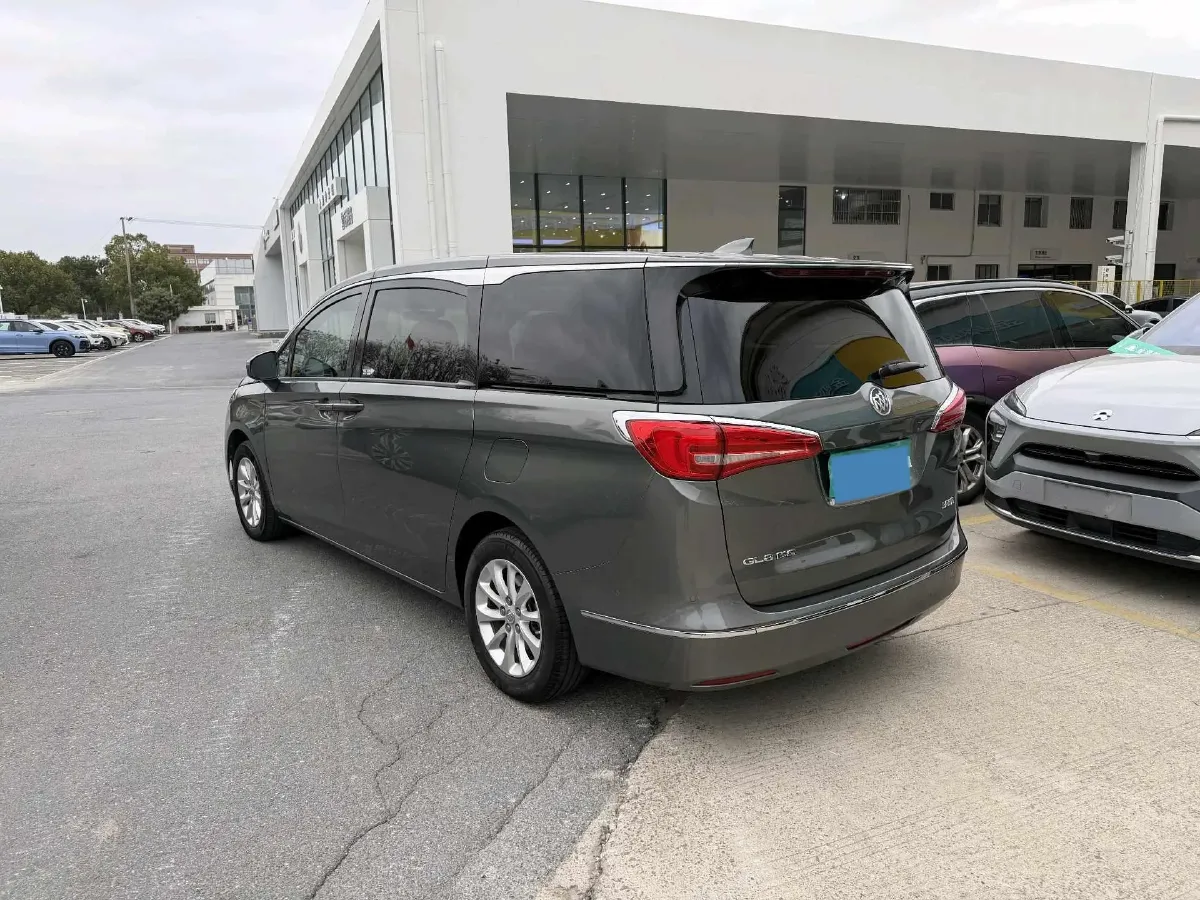 2018 Buick GL8 2.0T 260HP L4 6AT,autocango,china used car exporter,china ev exporter,chinese used car exporter,chinese used ev exporter