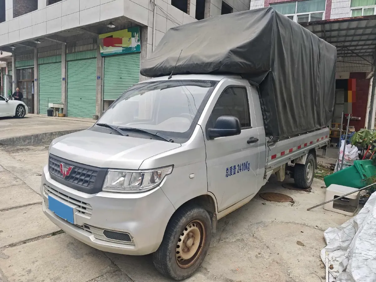 2020 WuLing RongGuang New Truck Special 1.8L 125HP L4 5MT,autocango,china used car exporter,china ev exporter,chinese used car exporter,chinese used ev exporter