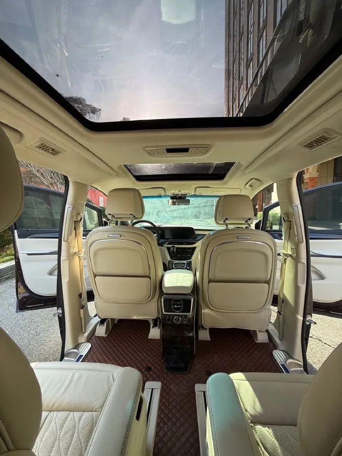 2020 Buick GL8 2.0T 237HP L4 9AT,autocango,china used car exporter,china ev exporter,chinese used car exporter,chinese used ev exporter