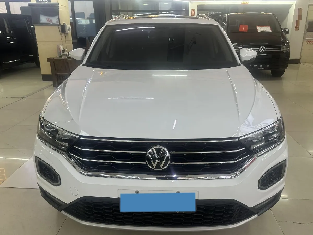 2022 Volkswagen T-Roc 1.4T 150HP L4 7DCT,autocango,china used car exporter,china ev exporter,chinese used car exporter,chinese used ev exporter