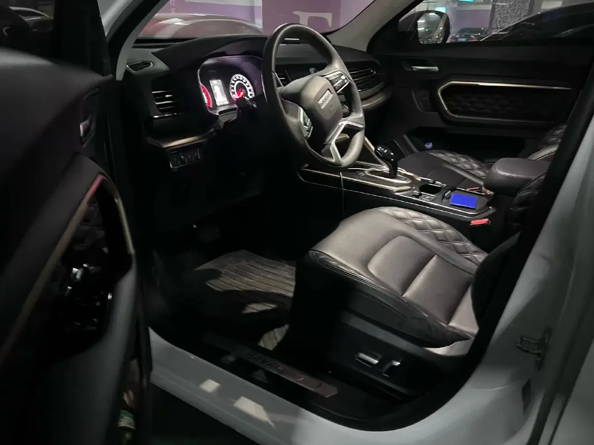 2020 Haval H6 2.0T 224HP L4 7DCT,autocango,china used car exporter,china ev exporter,chinese used car exporter,chinese used ev exporter