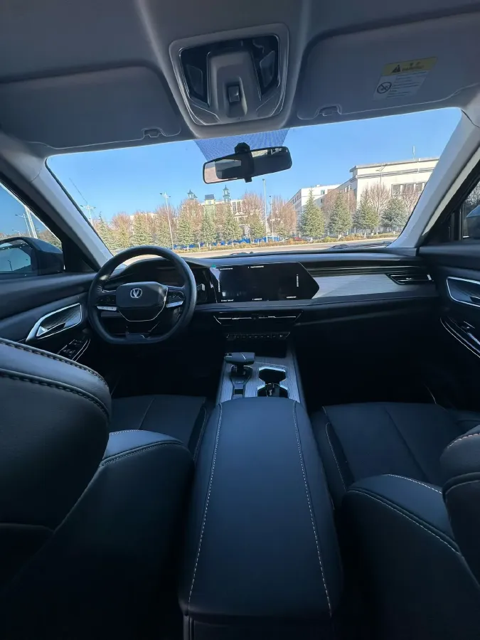 2024 ChangAn X7 PLUS 1.5T 188HP L4 7DCT,autocango,china used car exporter,china ev exporter,chinese used car exporter,chinese used ev exporter