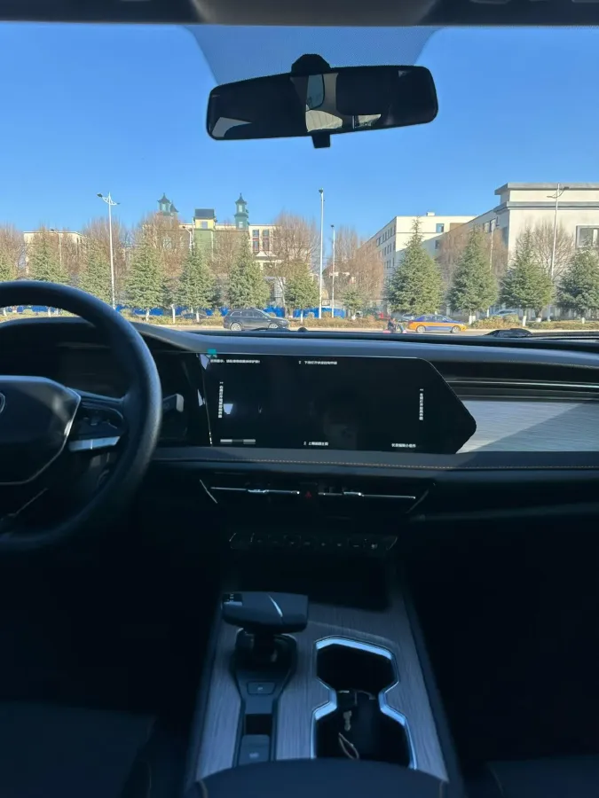 2024 ChangAn X7 PLUS 1.5T 188HP L4 7DCT,autocango,china used car exporter,china ev exporter,chinese used car exporter,chinese used ev exporter