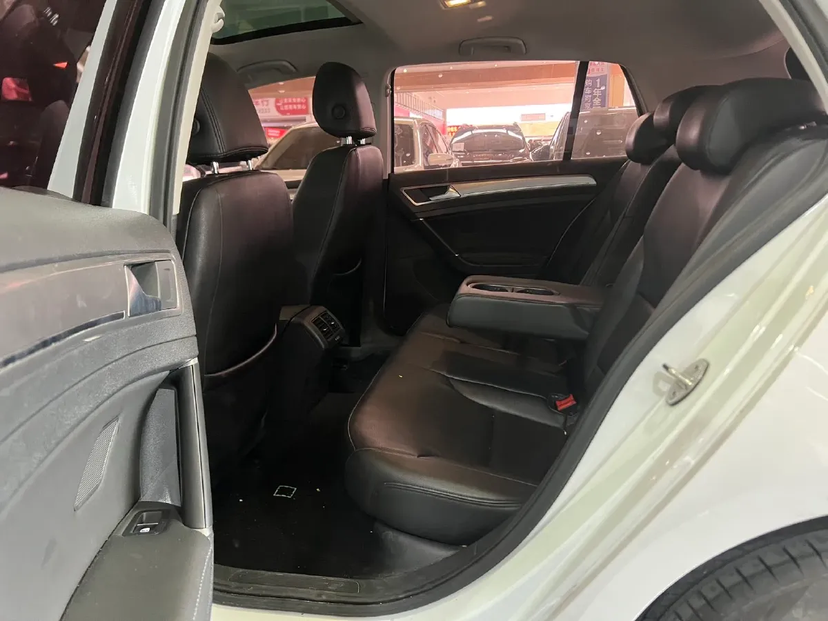 2018 Volkswagen Golf 1.4T 131HP L4 7DCT,autocango,china used car exporter,china ev exporter,chinese used car exporter,chinese used ev exporter