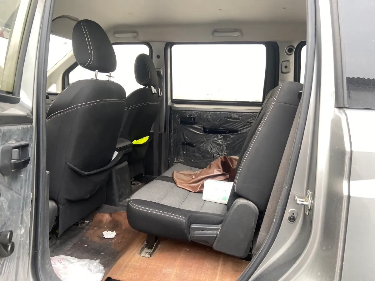 2019 Venucia M50V 1.5L 112HP L4 5MT,autocango,china used car exporter,china ev exporter,chinese used car exporter,chinese used ev exporter