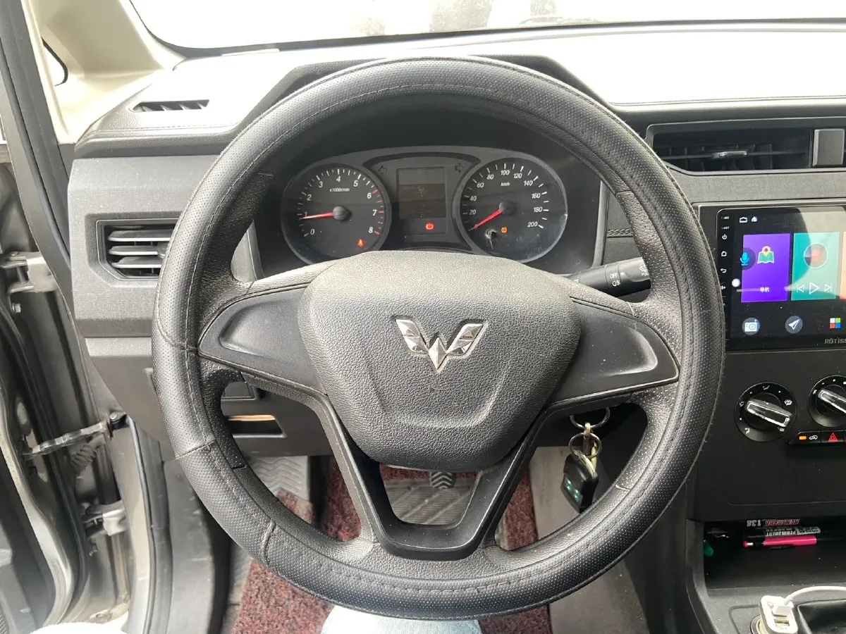 2019 Venucia M50V 1.5L 112HP L4 5MT,autocango,china used car exporter,china ev exporter,chinese used car exporter,chinese used ev exporter