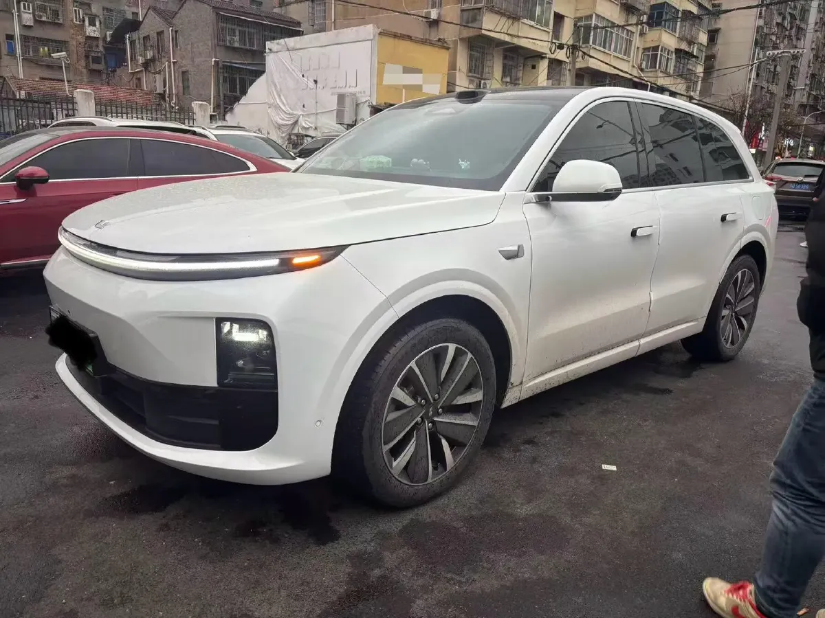 2025 Li L6 Range Extended 154HP L4 REEV,autocango,china used car exporter,china ev exporter,chinese used car exporter,chinese used ev exporter