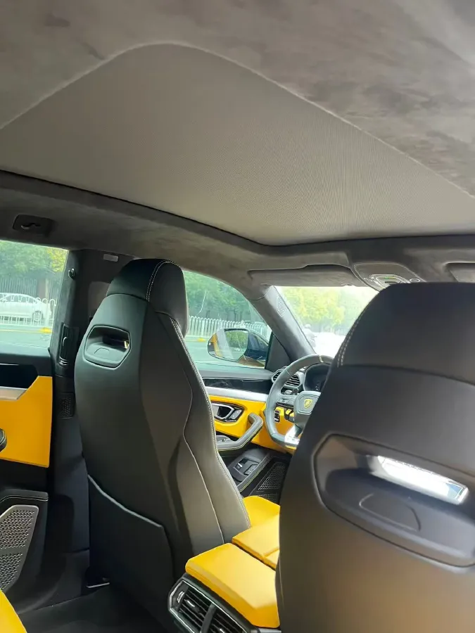 2021 Lamborghini Urus 4.0T 641HP V8 8AT,autocango,china used car exporter,china ev exporter,chinese used car exporter,chinese used ev exporter