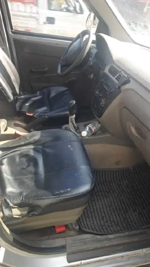 2017 WuLing ZhiGuang V 1.2L 82HP L4 5MT,autocango,china used car exporter,china ev exporter,chinese used car exporter,chinese used ev exporter