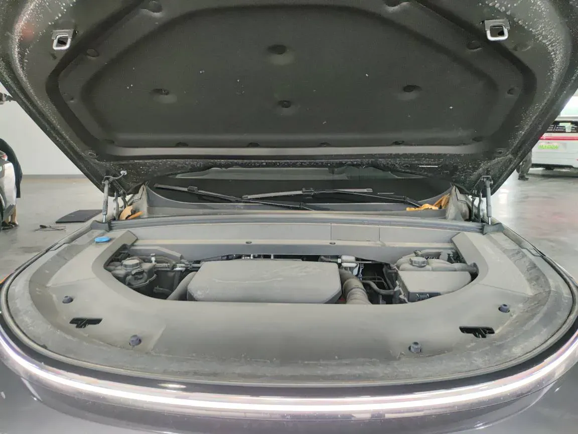 2024 Ford Bronco 2.3T 275HP L4 10AT,autocango,china used car exporter,china ev exporter,chinese used car exporter,chinese used ev exporter