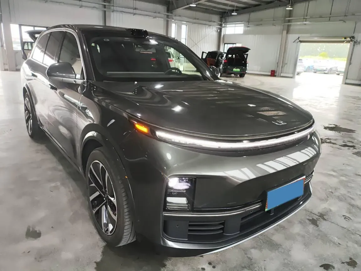 2024 Ford Bronco 2.3T 275HP L4 10AT,autocango,china used car exporter,china ev exporter,chinese used car exporter,chinese used ev exporter