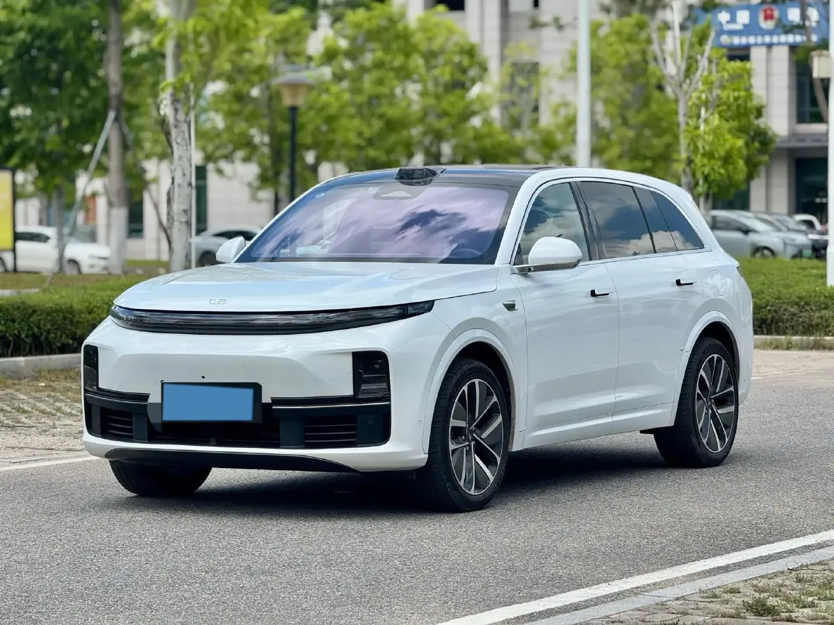 2024 Li L8 Range Extended 154HP REEV 42.8KWH