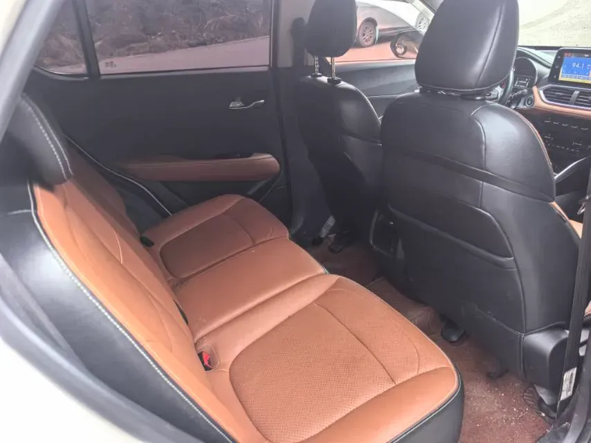 2018 KaiYi E3 1.6L 110HP L4 5MT,autocango,china used car exporter,china ev exporter,chinese used car exporter,chinese used ev exporter