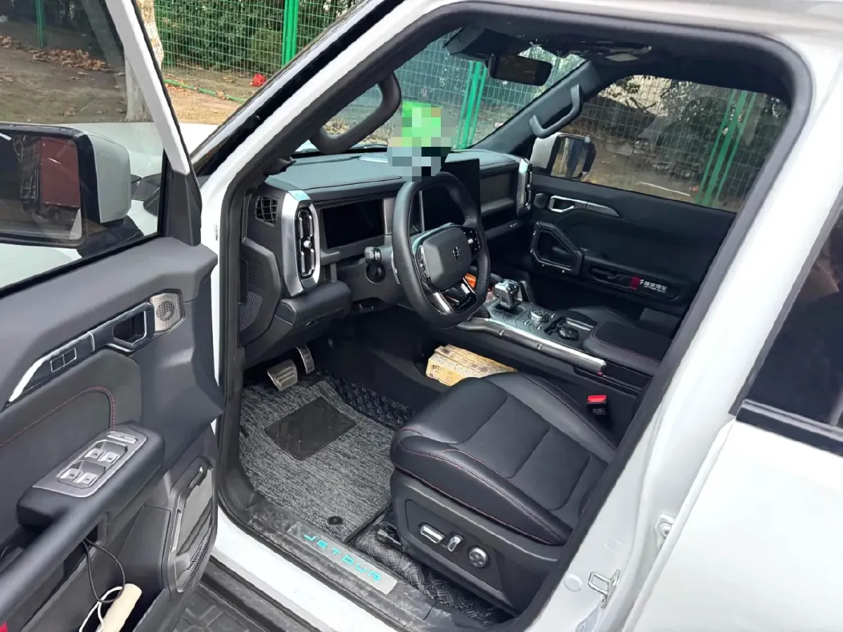 2025 Jetour Traveller 2.0T 254HP L4 7DCT,autocango,china used car exporter,china ev exporter,chinese used car exporter,chinese used ev exporter