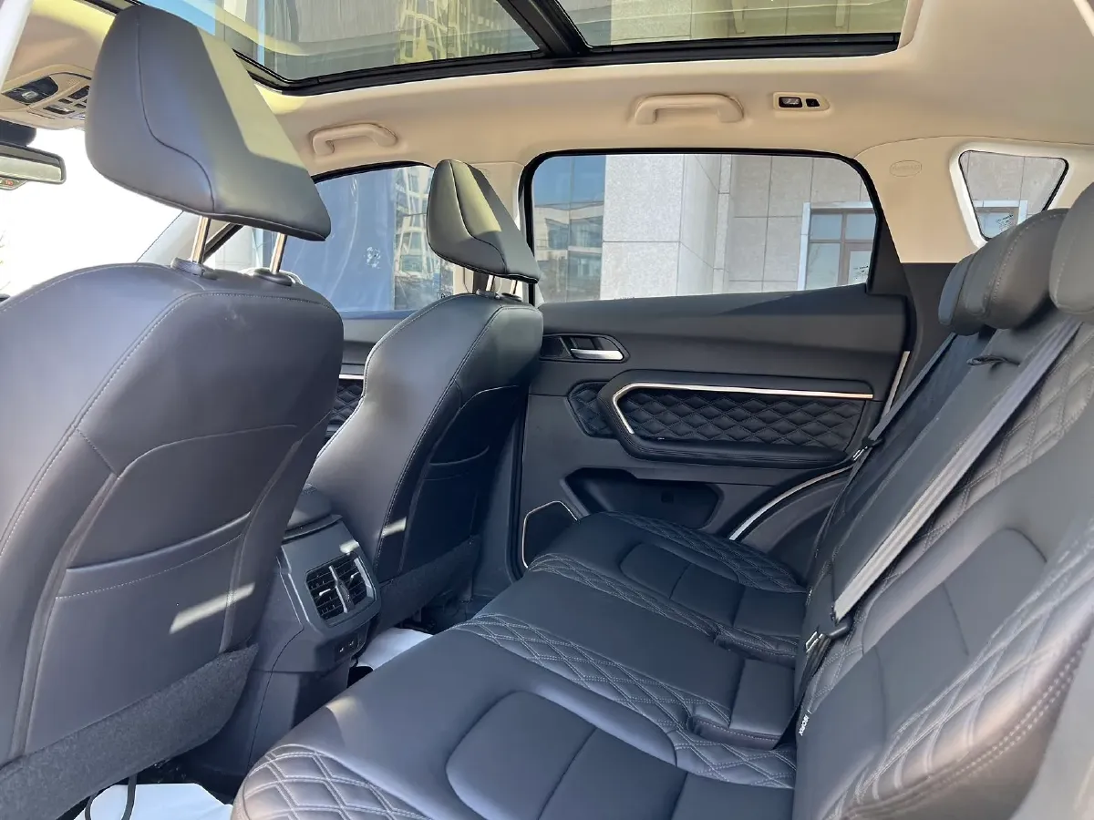 2020 Haval H6 1.5T 169HP L4 7DCT,autocango,china used car exporter,china ev exporter,chinese used car exporter,chinese used ev exporter