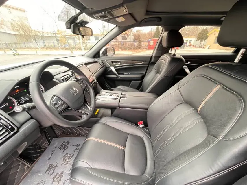 2020 Honda UR-V 2.0T 272HP L4 9AT,autocango,china used car exporter,china ev exporter,chinese used car exporter,chinese used ev exporter