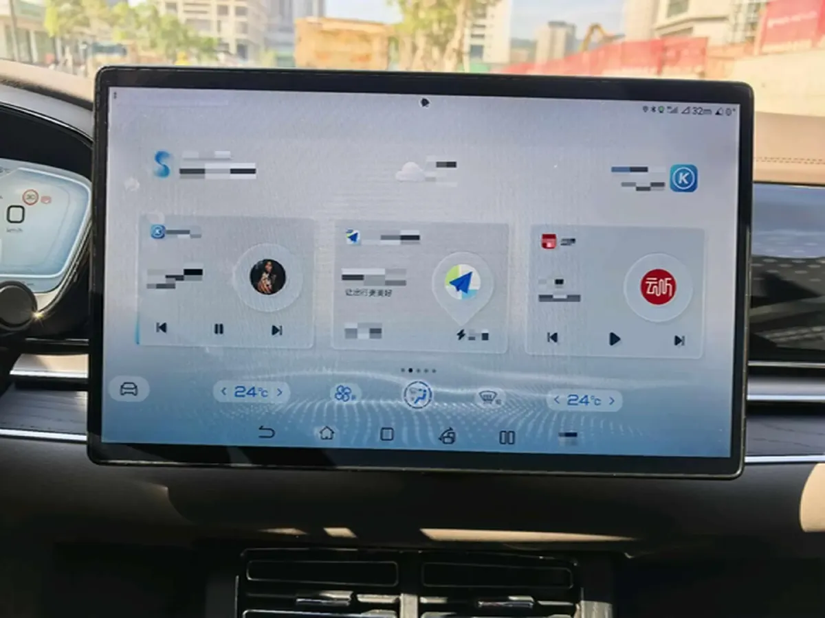 2022 Volkswagen Tiguan L 2.0T 186HP L4 7DCT,autocango,china used car exporter,china ev exporter,chinese used car exporter,chinese used ev exporter