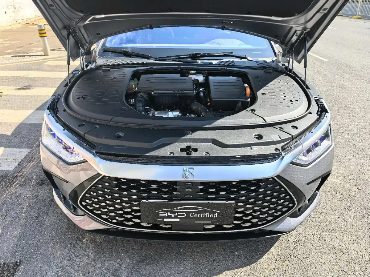 2022 Volkswagen Tiguan L 2.0T 186HP L4 7DCT,autocango,china used car exporter,china ev exporter,chinese used car exporter,chinese used ev exporter