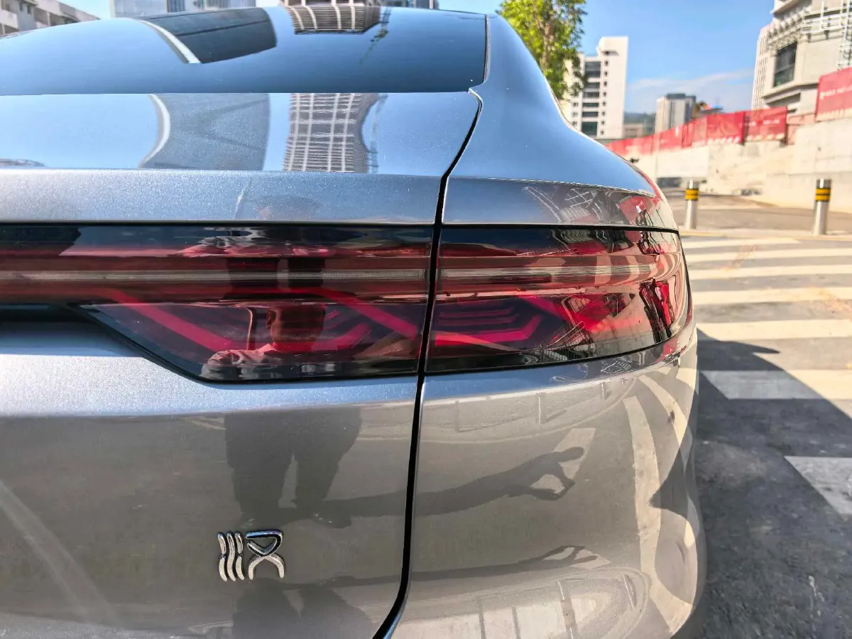 2022 Volkswagen Tiguan L 2.0T 186HP L4 7DCT,autocango,china used car exporter,china ev exporter,chinese used car exporter,chinese used ev exporter