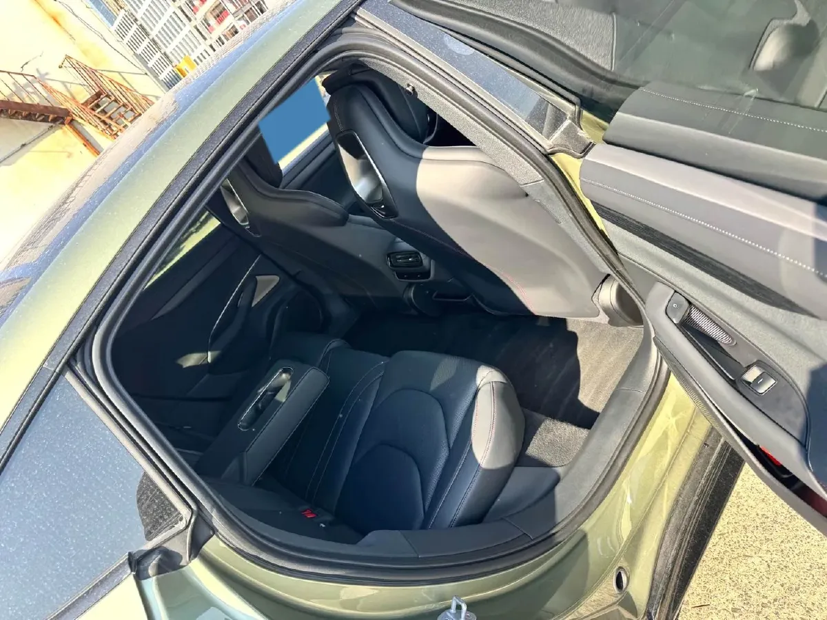 2024 MI SU7 BEV 73.6KWH,autocango,china used car exporter,china ev exporter,chinese used car exporter,chinese used ev exporter