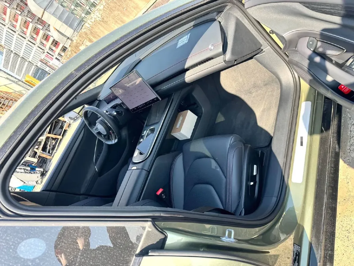 2024 MI SU7 BEV 73.6KWH,autocango,china used car exporter,china ev exporter,chinese used car exporter,chinese used ev exporter