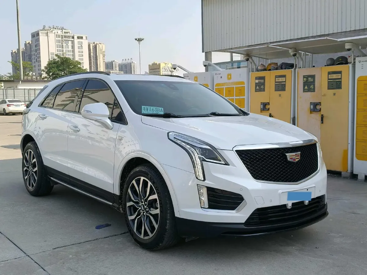 2022 Cadillac XT5 2.0T 237HP L4 9AT,autocango,china used car exporter,china ev exporter,chinese used car exporter,chinese used ev exporter