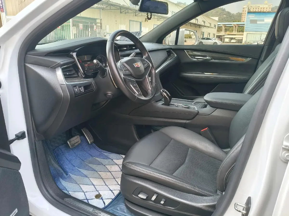 2022 Cadillac XT5 2.0T 237HP L4 9AT,autocango,china used car exporter,china ev exporter,chinese used car exporter,chinese used ev exporter