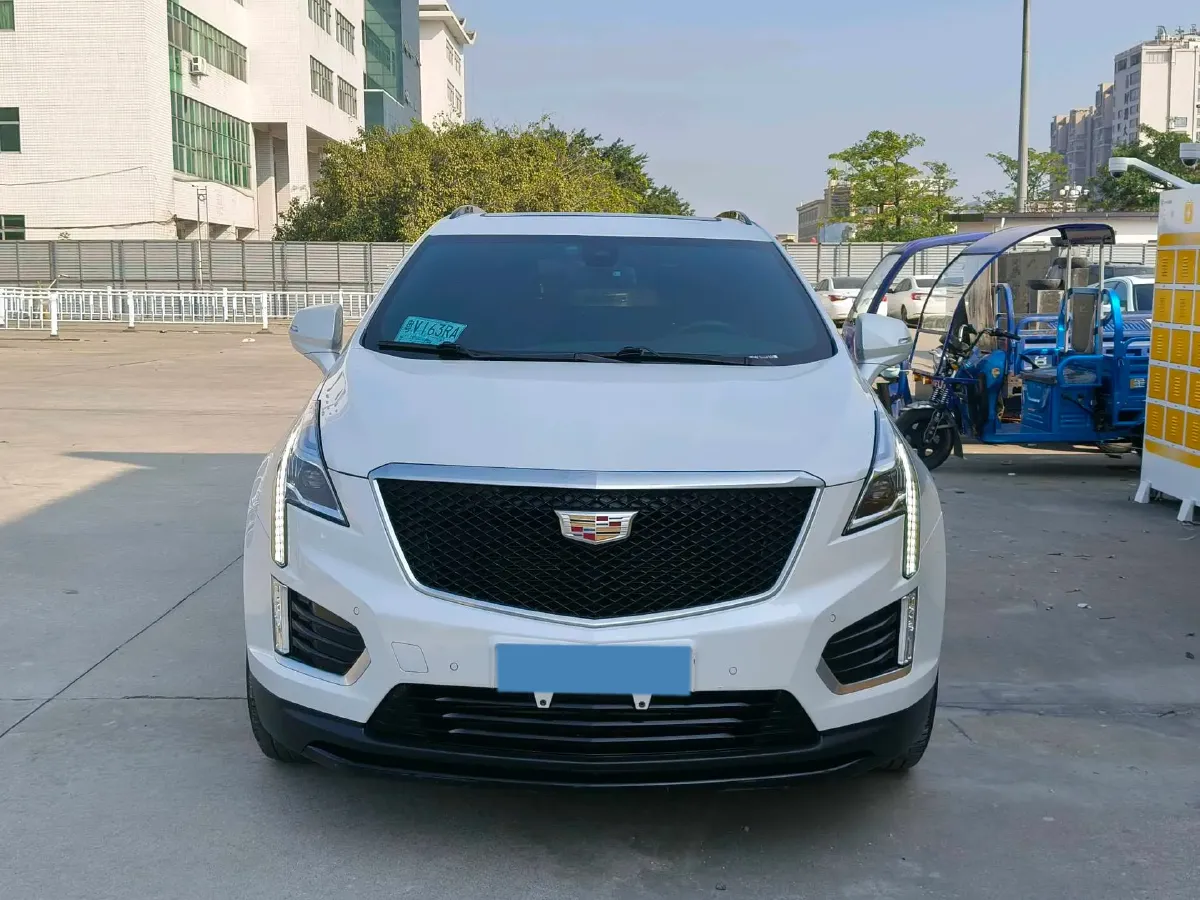 2022 Cadillac XT5 2.0T 237HP L4 9AT,autocango,china used car exporter,china ev exporter,chinese used car exporter,chinese used ev exporter