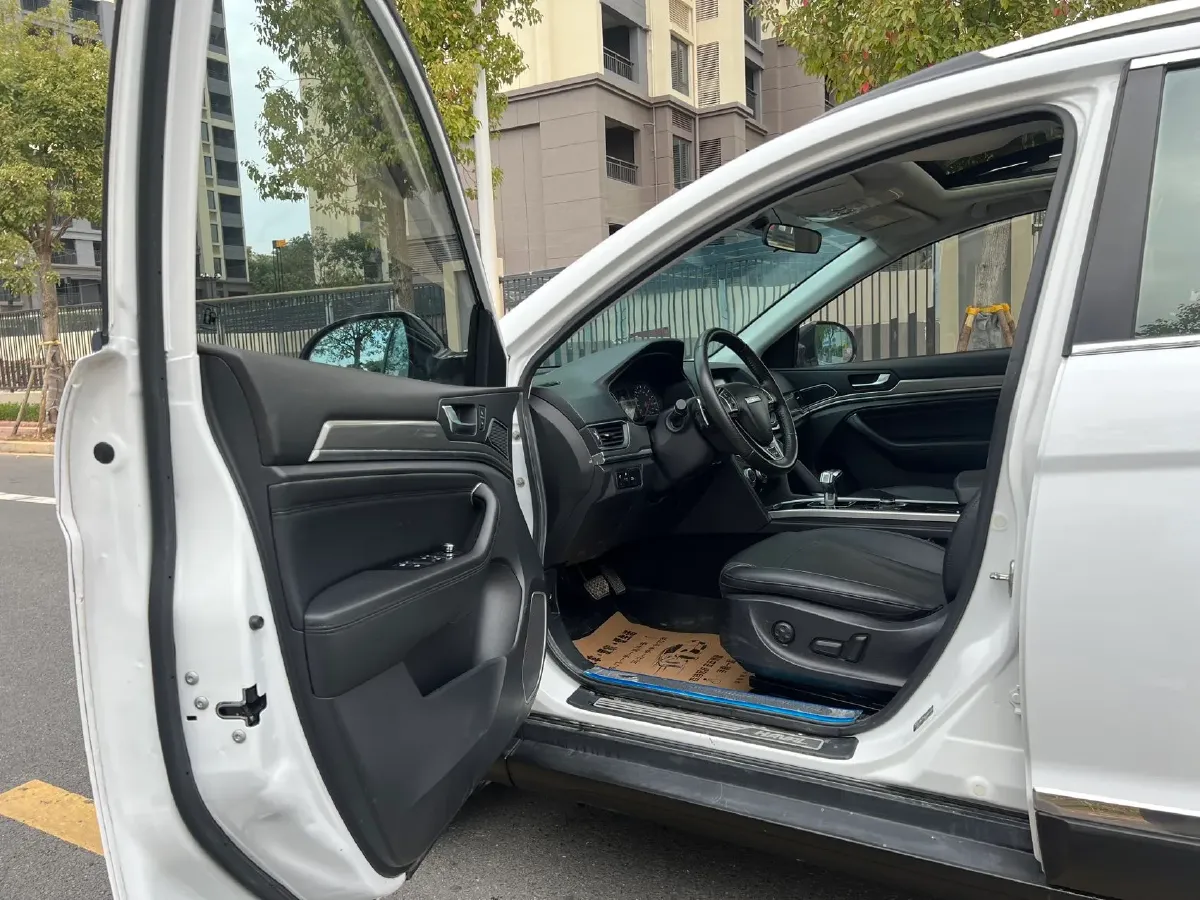 2018 Haval H6 1.5T 150HP L4 7DCT,autocango,china used car exporter,china ev exporter,chinese used car exporter,chinese used ev exporter