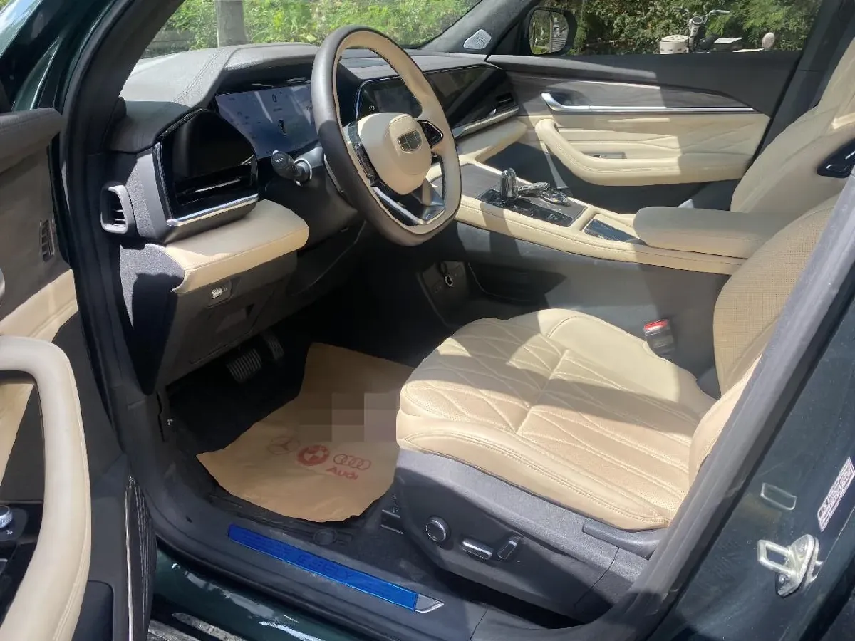 2025 Geely Monjaro 2.0T 238HP L4 8AT,autocango,china used car exporter,china ev exporter,chinese used car exporter,chinese used ev exporter