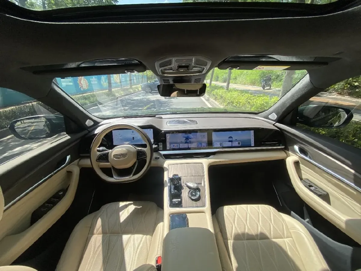 2025 Geely Monjaro 2.0T 238HP L4 8AT,autocango,china used car exporter,china ev exporter,chinese used car exporter,chinese used ev exporter