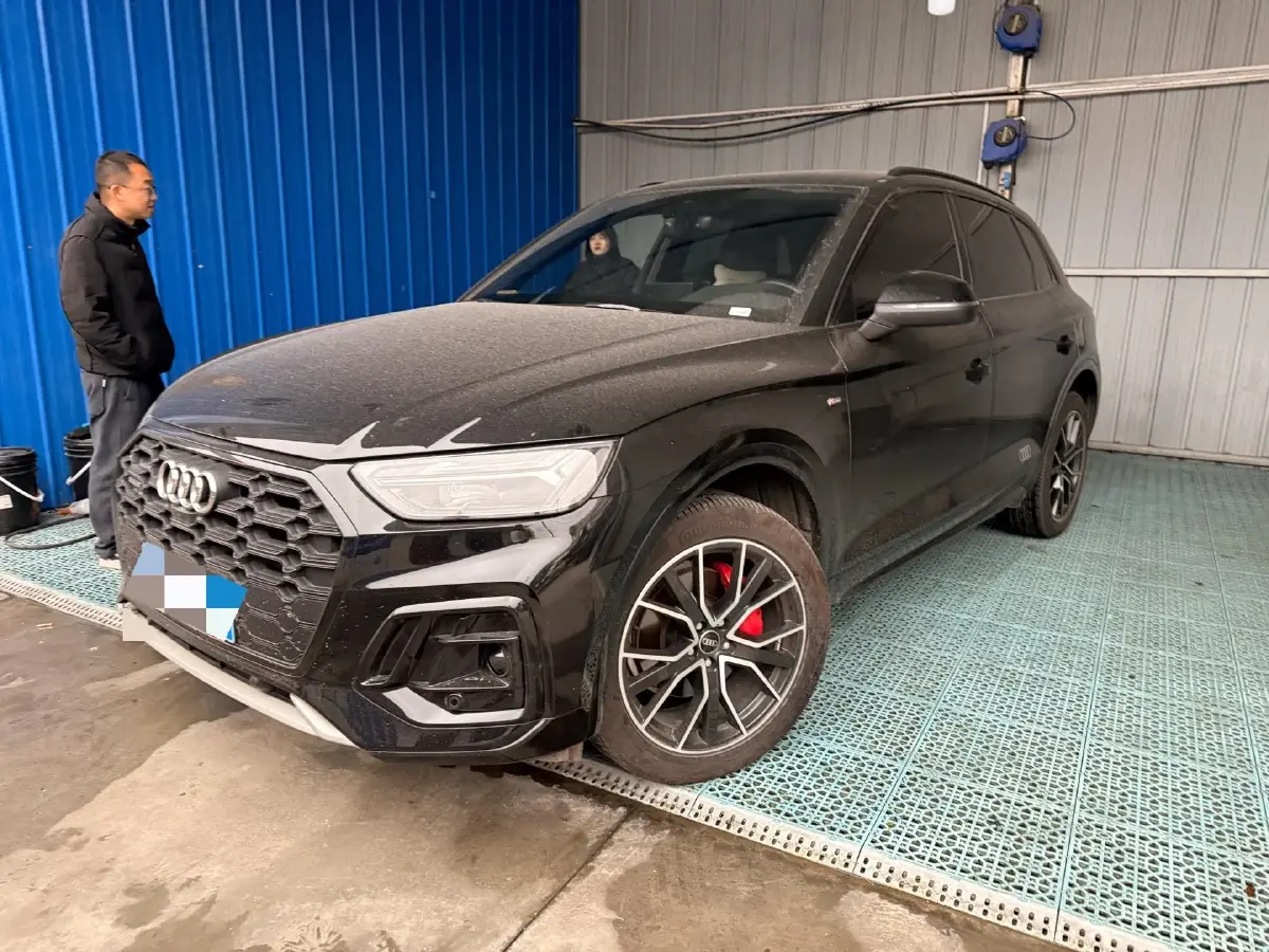 2025 Audi Q5L 2.0T 245HP L4 7DCT