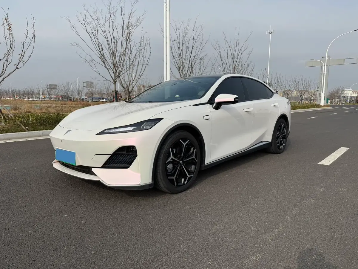 2023 Deepal SL03 1.5L 95HP L4 REEV 28.39KWH