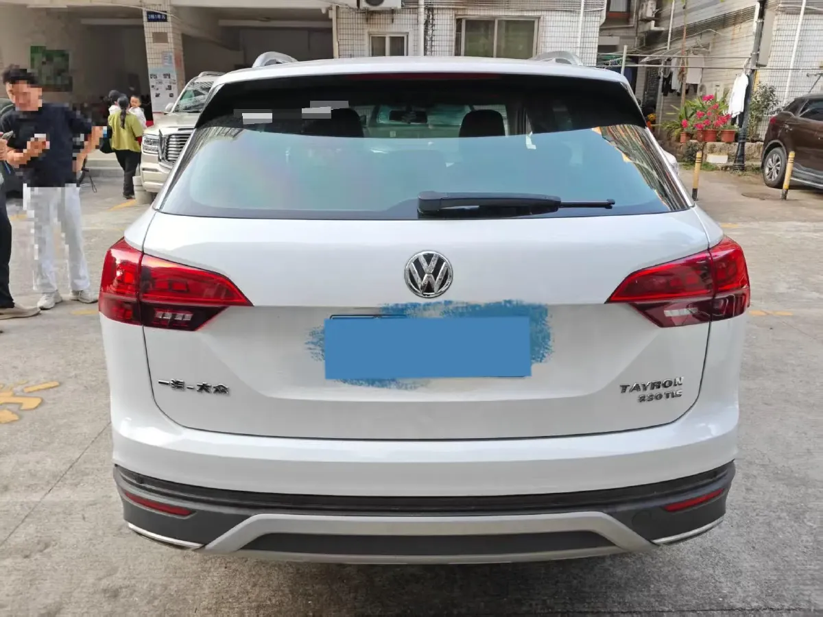 2019 Jeep Cherokee 2.0T 234HP L4 9AT,autocango,china used car exporter,china ev exporter,chinese used car exporter,chinese used ev exporter