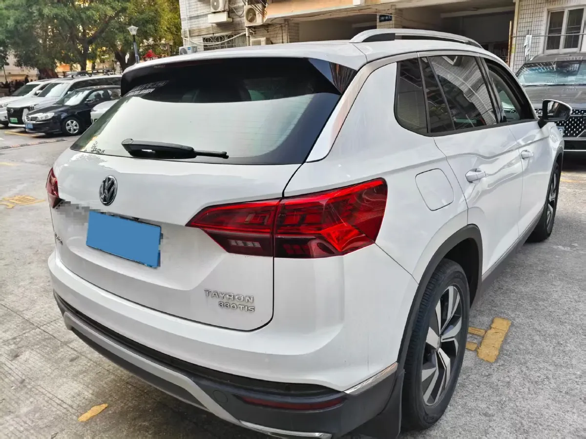 2019 Jeep Cherokee 2.0T 234HP L4 9AT,autocango,china used car exporter,china ev exporter,chinese used car exporter,chinese used ev exporter