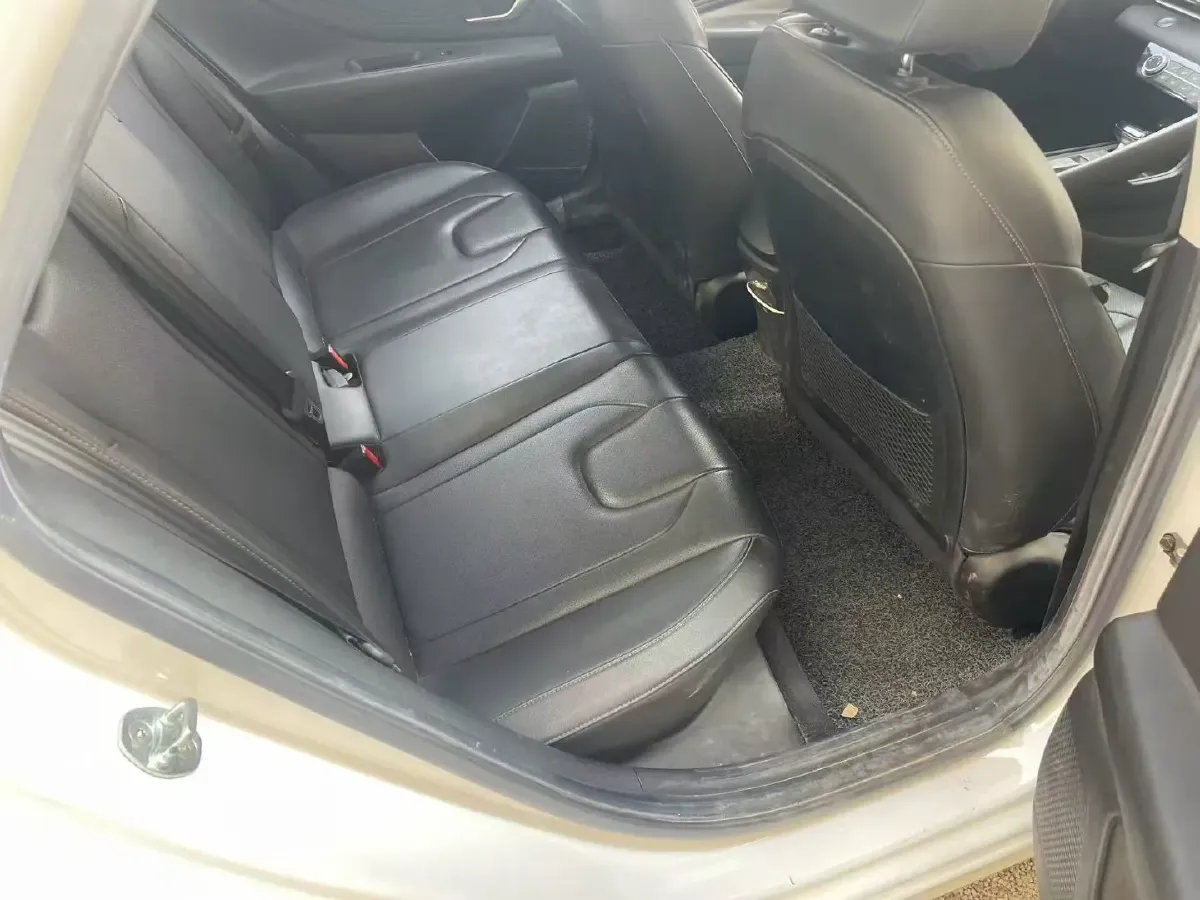 2021 Hyundai Elantra 1.5L 115HP L4 CVT,autocango,china used car exporter,china ev exporter,chinese used car exporter,chinese used ev exporter