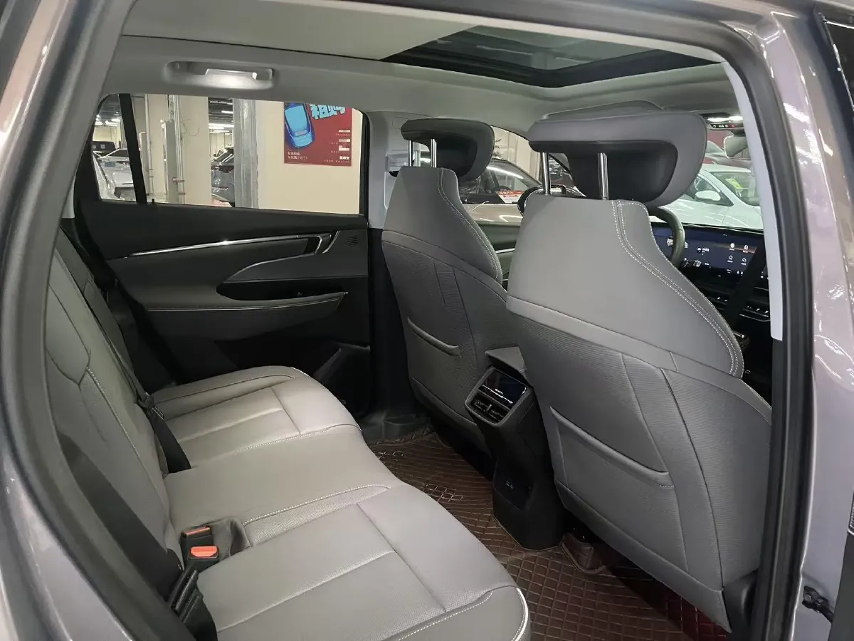 2023 Buick EnvisionPlus 1.5T 211HP L4 9AT,autocango,china used car exporter,china ev exporter,chinese used car exporter,chinese used ev exporter