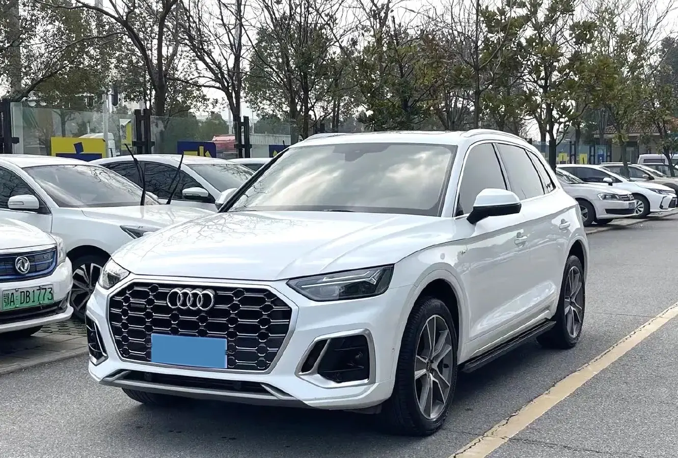 2021 Audi Q5L 2.0T 190HP L4 7DCT