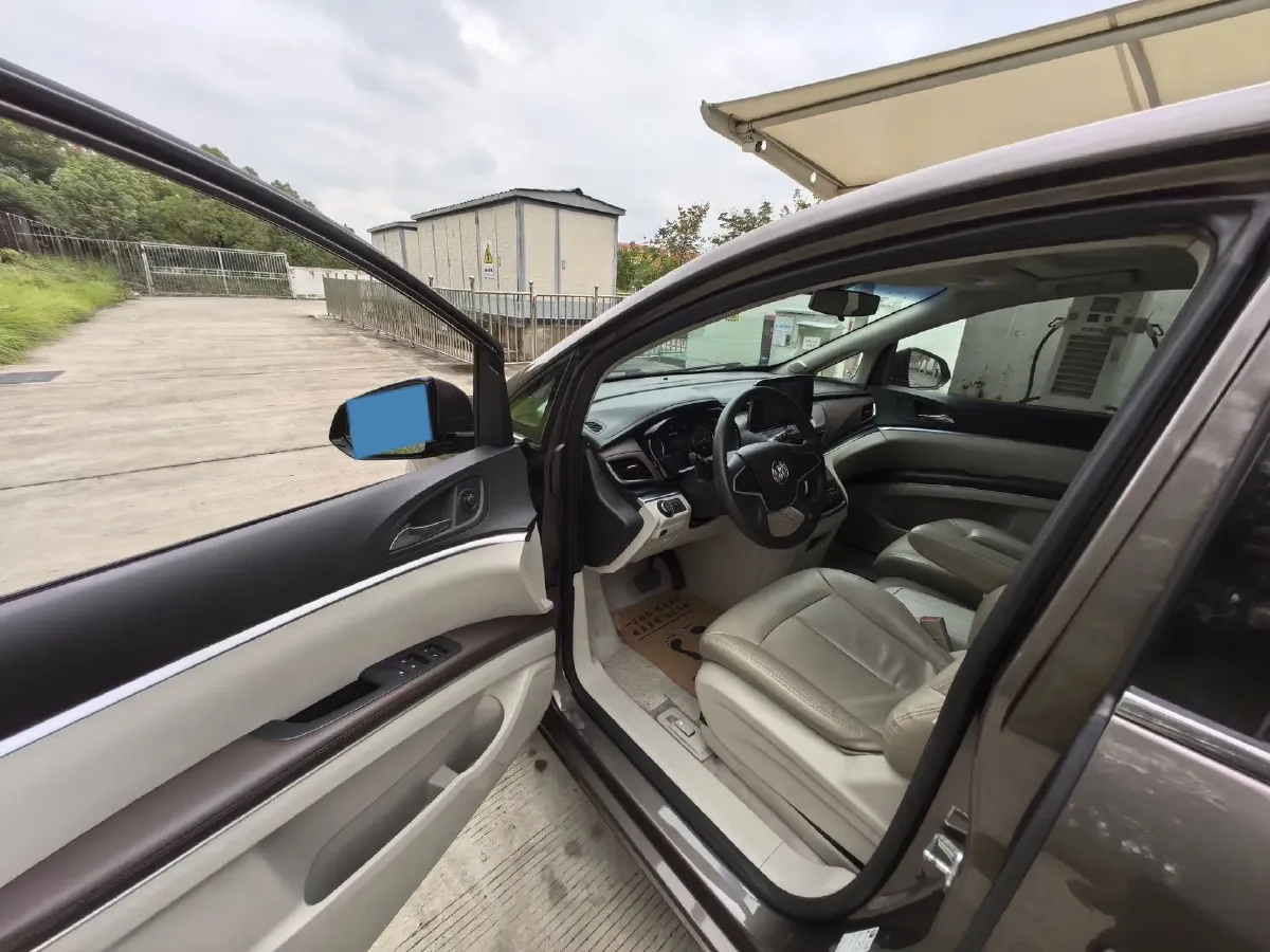 2022 Buick GL8 2.0T 237HP L4 9AT,autocango,china used car exporter,china ev exporter,chinese used car exporter,chinese used ev exporter