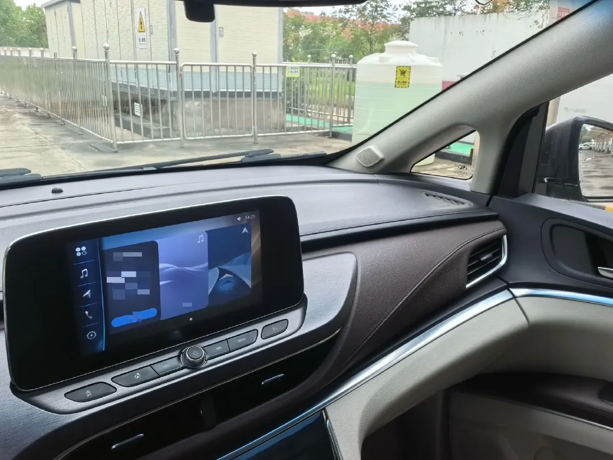 2022 Buick GL8 2.0T 237HP L4 9AT,autocango,china used car exporter,china ev exporter,chinese used car exporter,chinese used ev exporter