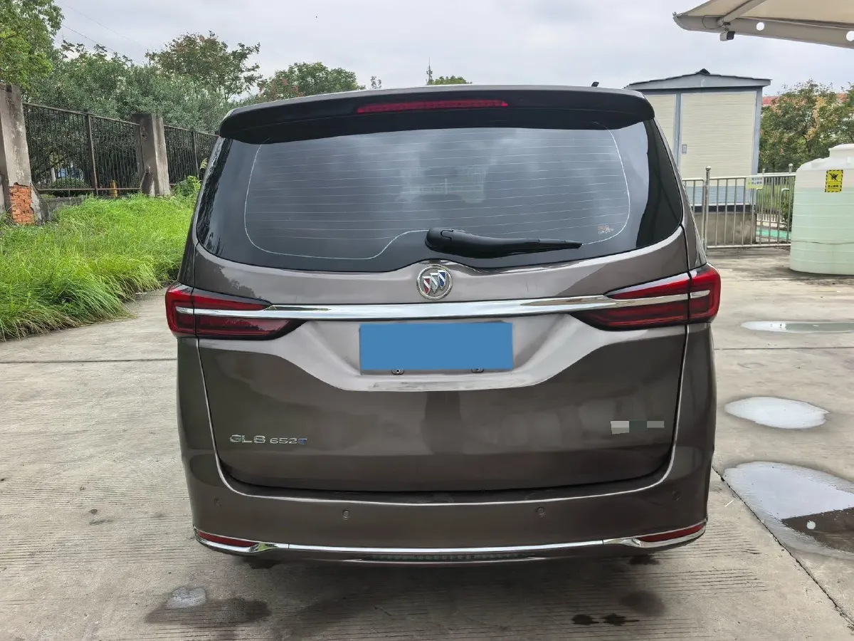 2022 Buick GL8 2.0T 237HP L4 9AT,autocango,china used car exporter,china ev exporter,chinese used car exporter,chinese used ev exporter