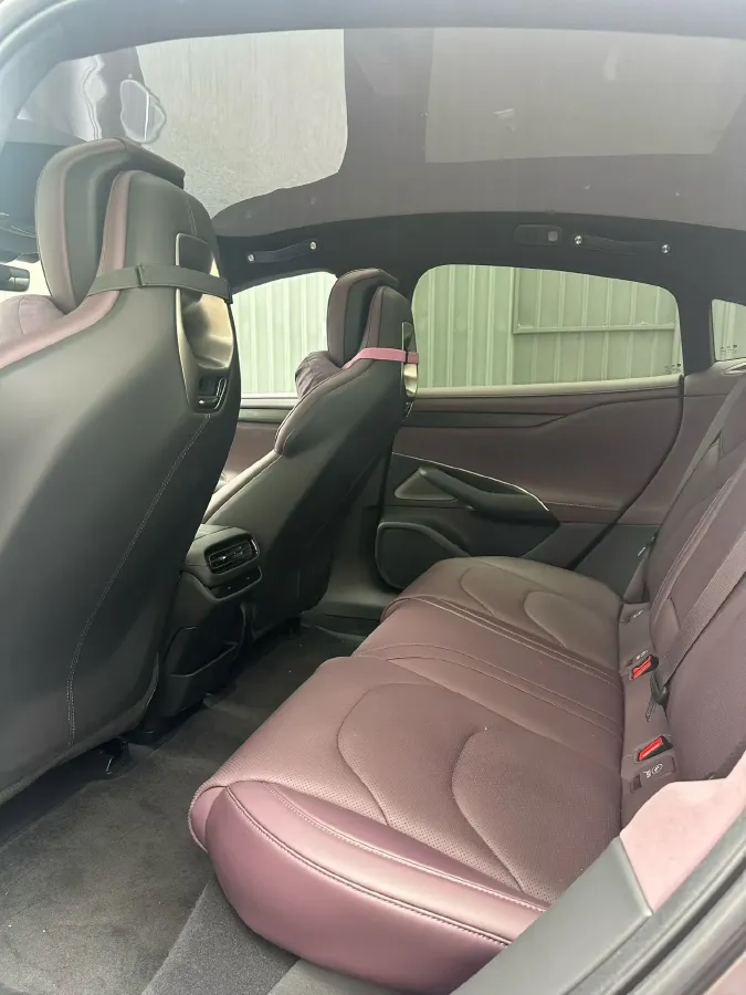 2024 MI SU7 BEV 101KWH,autocango,china used car exporter,china ev exporter,chinese used car exporter,chinese used ev exporter