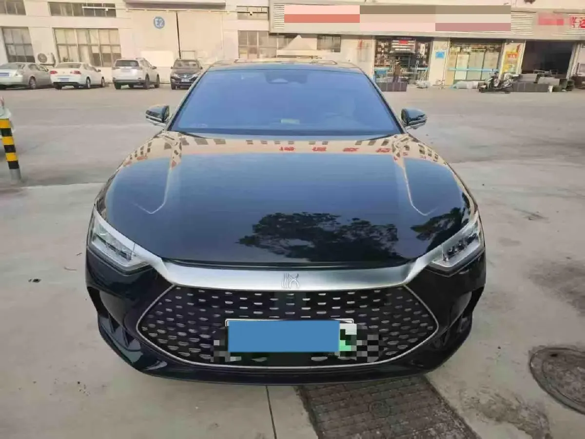 2022 Volkswagen Tiguan L 2.0T 186HP L4 7DCT,autocango,china used car exporter,china ev exporter,chinese used car exporter,chinese used ev exporter