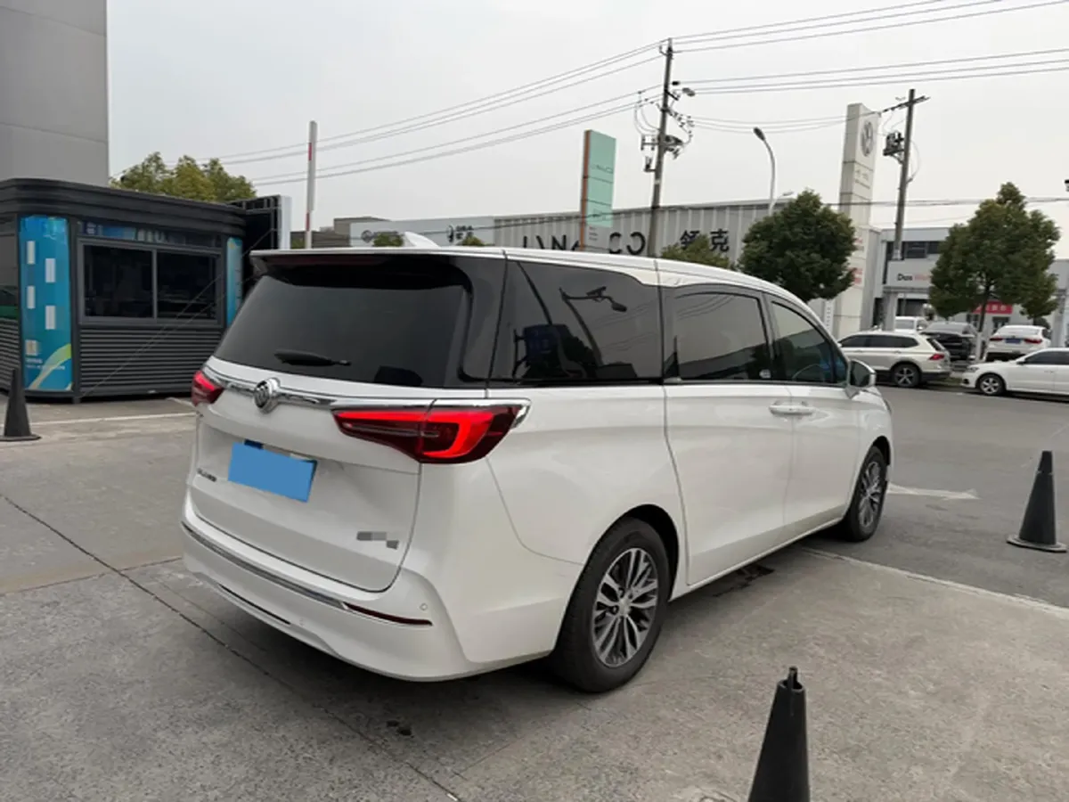 2020 Buick GL8 2.0T 237HP L4 9AT,autocango,china used car exporter,china ev exporter,chinese used car exporter,chinese used ev exporter