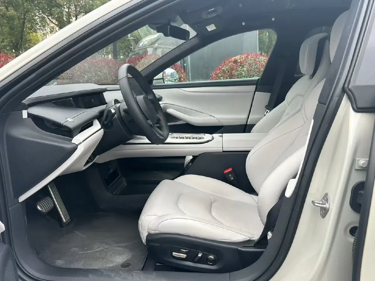 2024 MI SU7 BEV 101KWH,autocango,china used car exporter,china ev exporter,chinese used car exporter,chinese used ev exporter