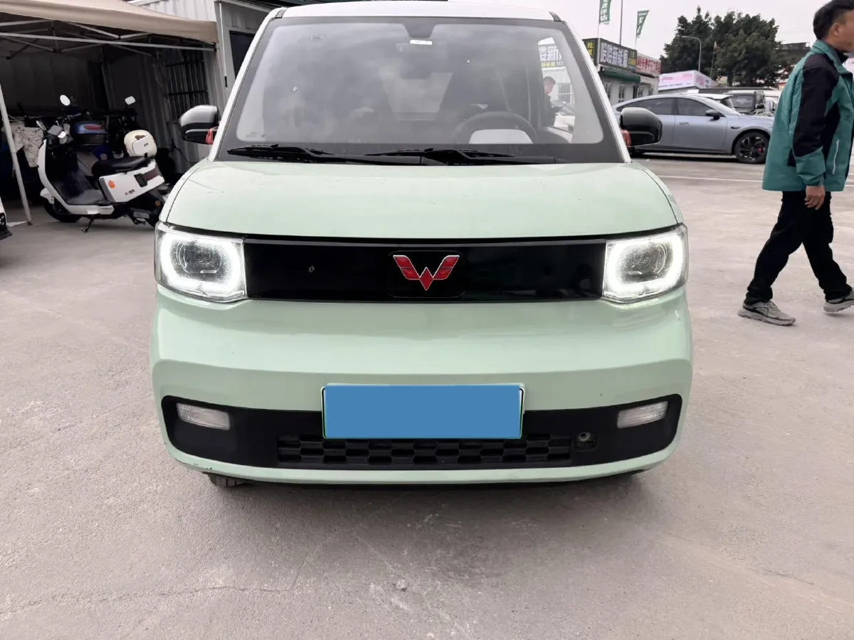 2021 WuLing HongGuang MINI EV BEV 13.9KWH,autocango,china used car exporter,china ev exporter,chinese used car exporter,chinese used ev exporter