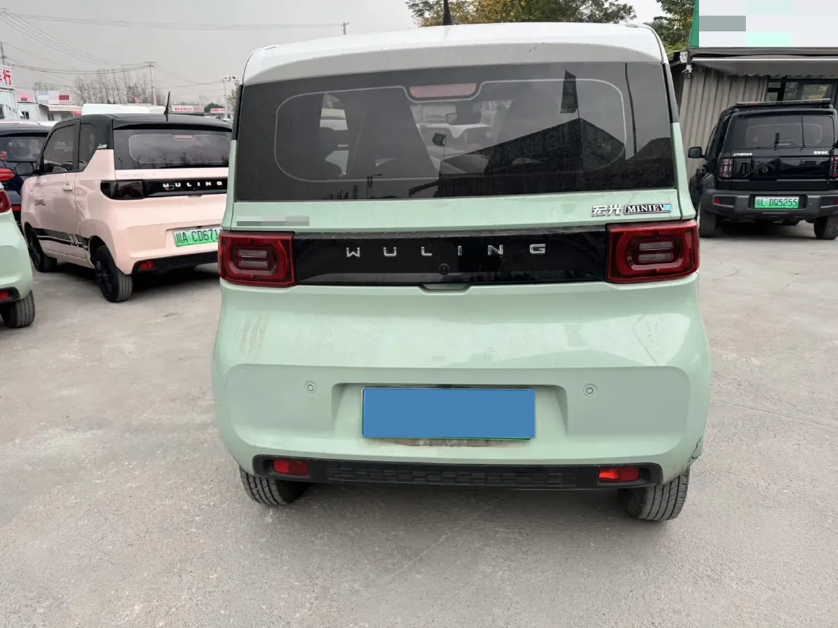 2021 WuLing HongGuang MINI EV BEV 13.9KWH,autocango,china used car exporter,china ev exporter,chinese used car exporter,chinese used ev exporter